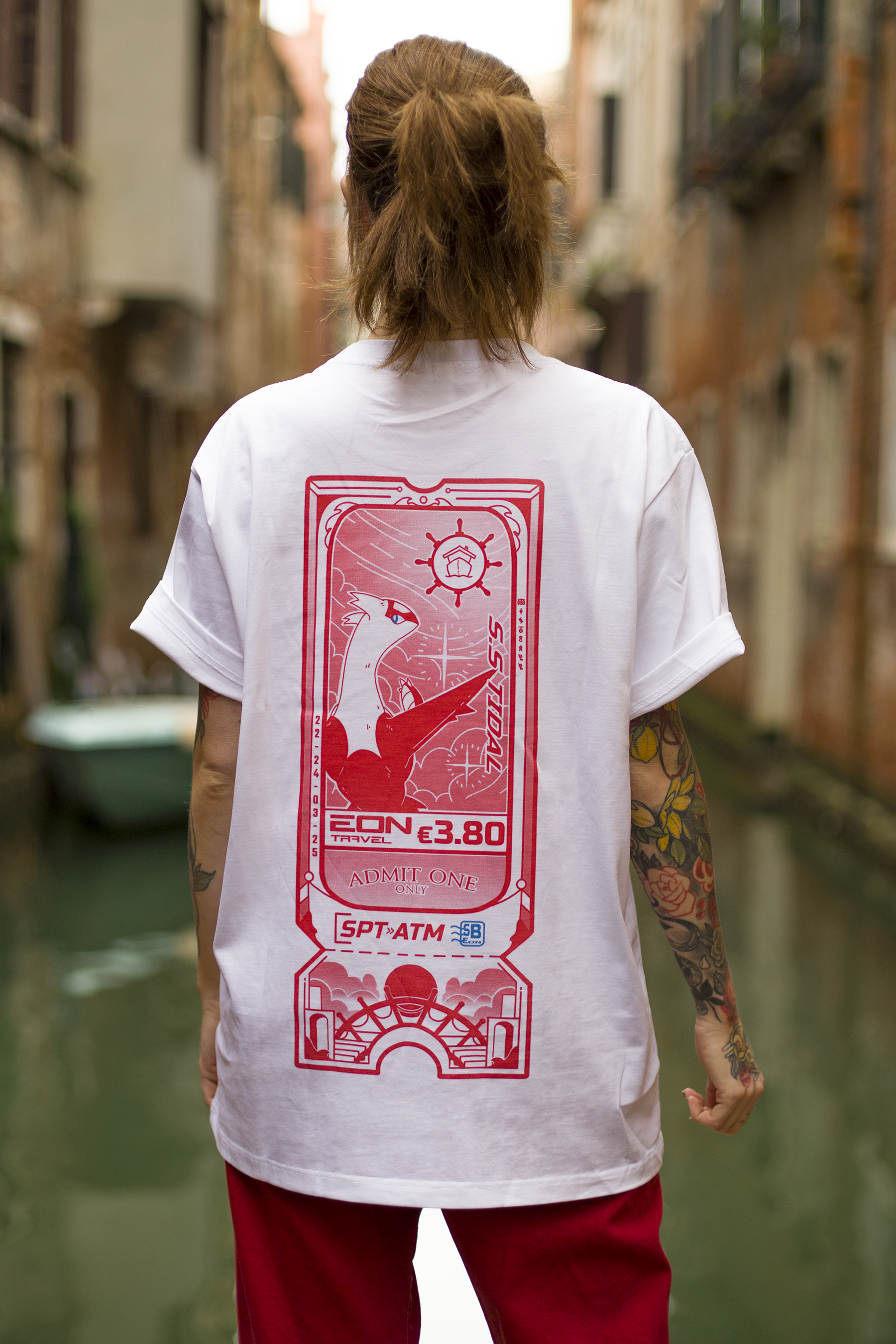 EON Mist Ball oversized T-shirt