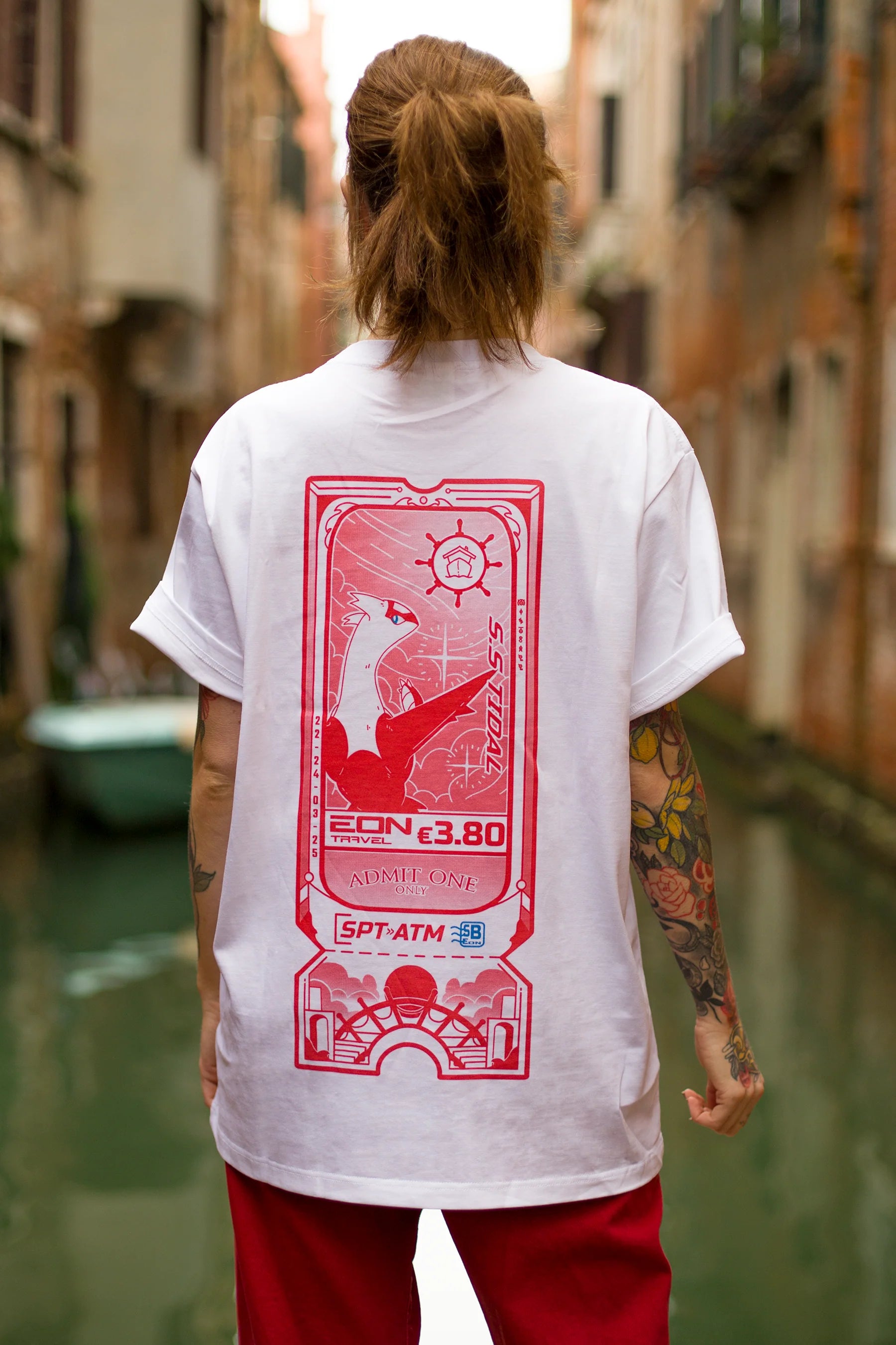 EON Mist Ball oversized T-shirt